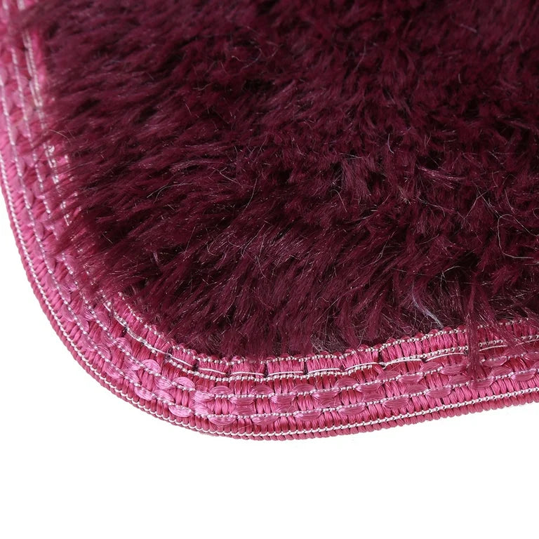 Plush Heart-Shaped Microfiber Rug – Softness You Can Feel